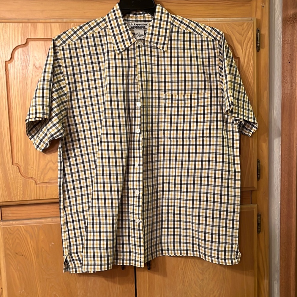 U. S. Expedition Button up plaid pocket shirt size Medium